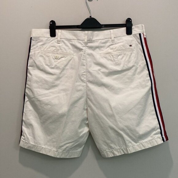 Tommy Hilfiger White Cotton shorts Size 38 - Picture 4 of 12